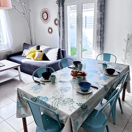 Maison Calme Avec Jardin, A Velo 度假居