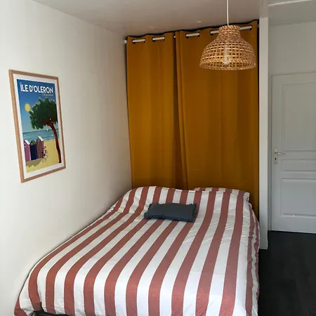 Maison Calme Avec Jardin, à Vélo Le Château-dʼOléron