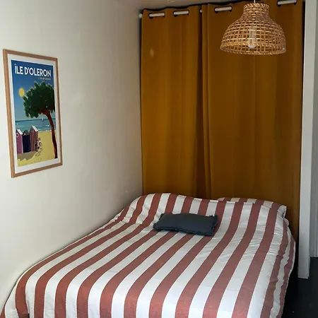 Maison Calme Avec Jardin, A Velo 度假居 Le Château-dʼOléron